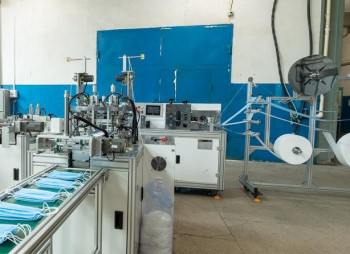 Производственный комплекс оборудования для  материала мельтблаун